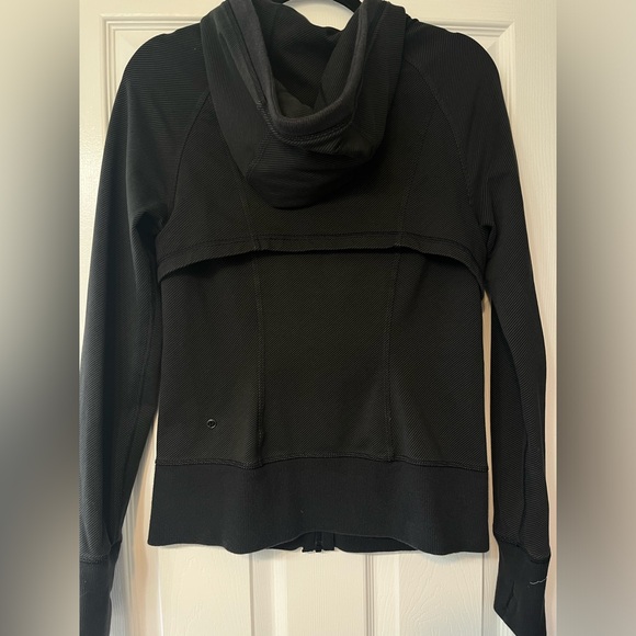LULULEMON after asana hoodie - Picture 2 of 2